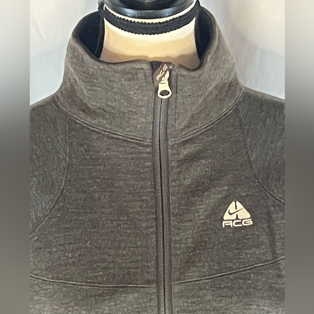 Nike ACG All Conditions Gear Women’s Vintage Fleece Jacket - Picture 2 of 9